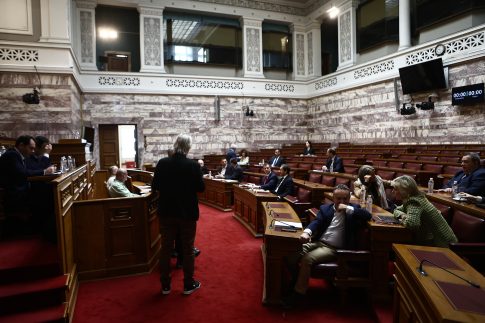 Βόλος: Συγκέντρωση αλληλεγγύης για τους απεργούς πείνας υπέρ της Παλαιστίνης – Σε κρίσιμη κατάσταση πέντε κρατούμενοι στο Ηνωμένο Βασίλειο