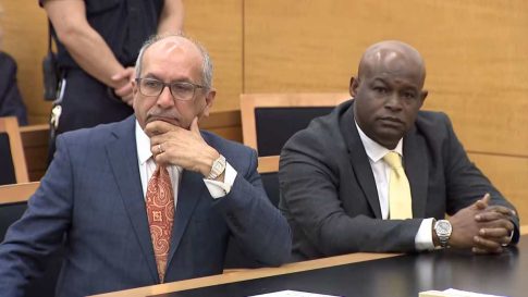 Πρωτοβουλία αλληλεγγύης της ΕΡΤ Πύργου: Εδέσματα και παιχνίδια σε πολύτεκνες οικογένειες