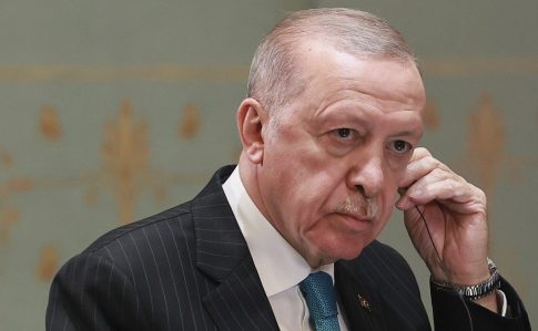 Αγροτικές κινητοποιήσεις Μεσσηνίας: Άνοιχτά για δύο ώρες τα διόδια στα Αρφαρά – Παραμένει το μπλόκο στη Θουρία