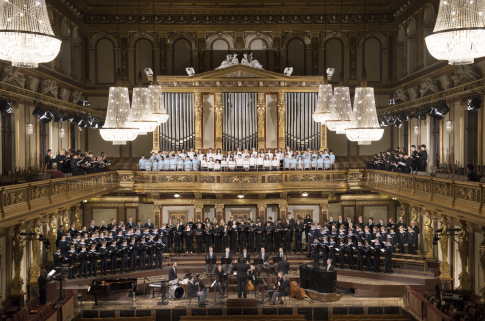 Ένθετο Παιδεία: <strong>Το πρώτο ξενόγλωσσο προπτυχιακό από το ΟΠΑ</strong>