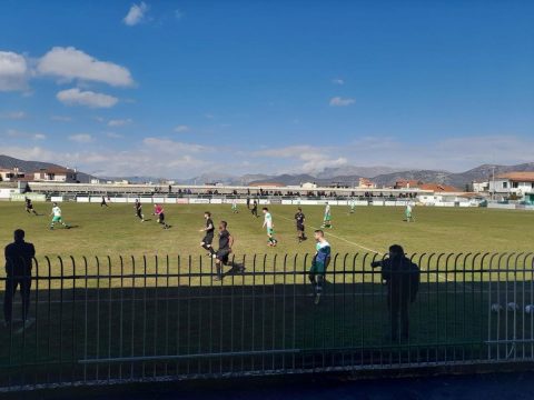 Αύξησε τη διαφορά στους 10 βαθμούς ο Πανθυρεατικός