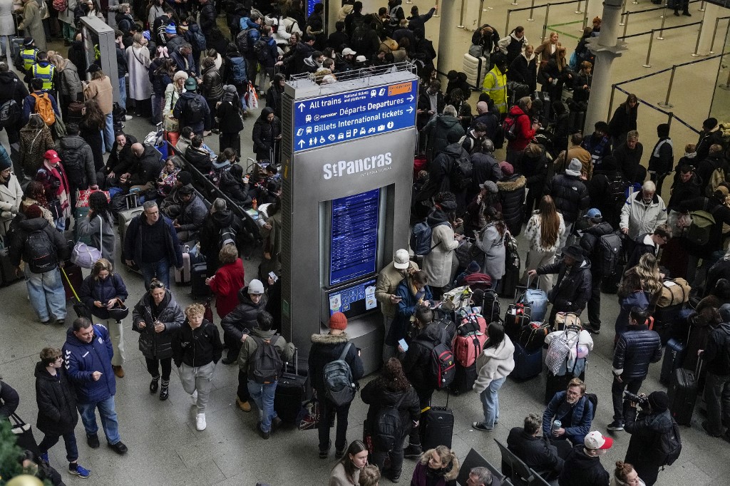 Σταδιακή επανέναρξη των δρομολογίων της Eurostar μέσω της Μάγχης μετά τα προβλήματα στην ηλεκτροδότηση