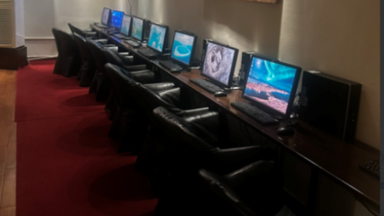 Θεσσαλονίκη: Επτά συλλήψεις για “φρουτάκια”