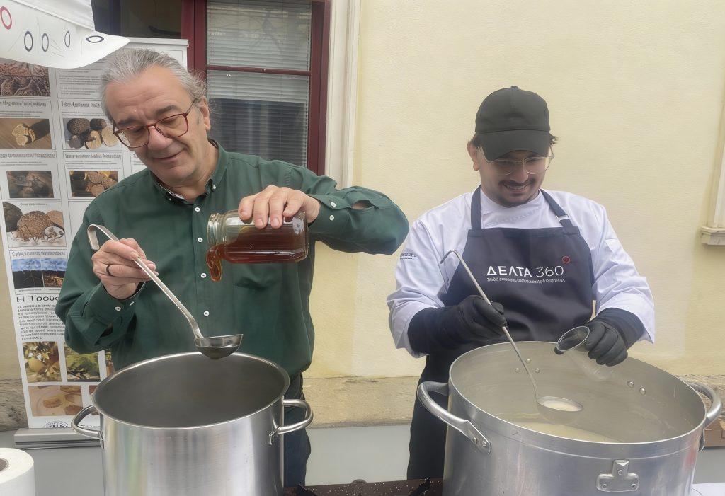 Γιορτινό κέρασμα με γεύσεις Ηπείρου στα Ιωάννινα