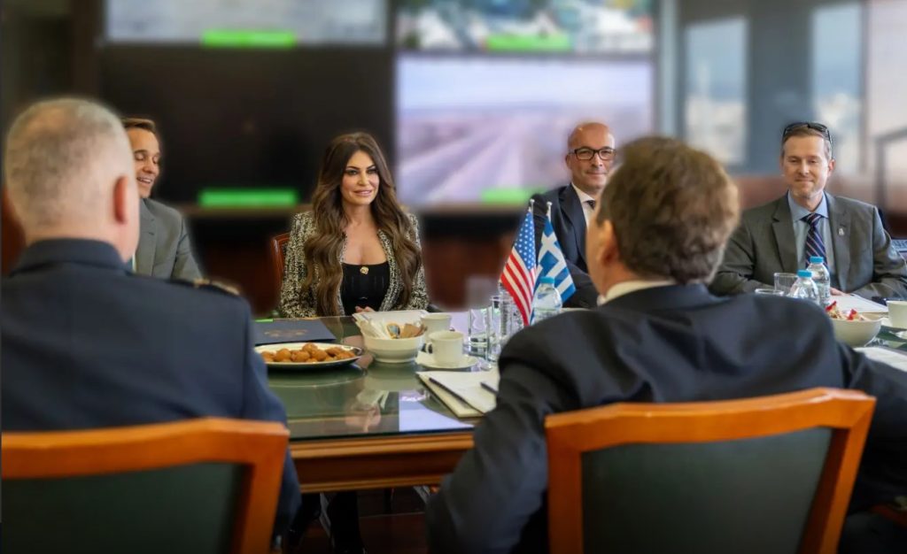 Συνάντηση Χρυσοχοΐδη – Γκίλφοϊλ στο Υπ. Προστασίας του Πολίτη