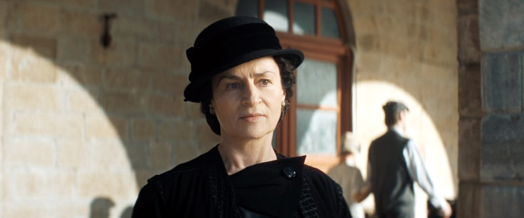 Η Μεγάλη Χίμαιρα: Πρεμιέρα την Πρωτοχρονιά στο ERTFLIX – Οι ρόλοι και οι περιλήψεις των πρώτων δύο επεισοδίων