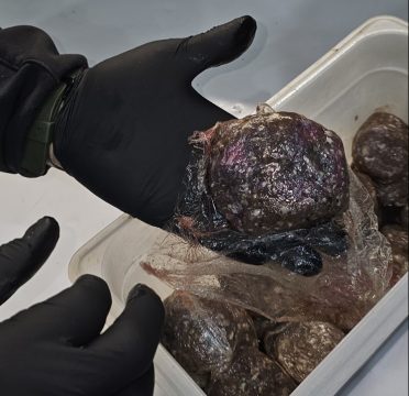 Βραδιά Φαναριών 2026: Ο Βόλος φωτίζει τον ουρανό με ευχές και μουσική