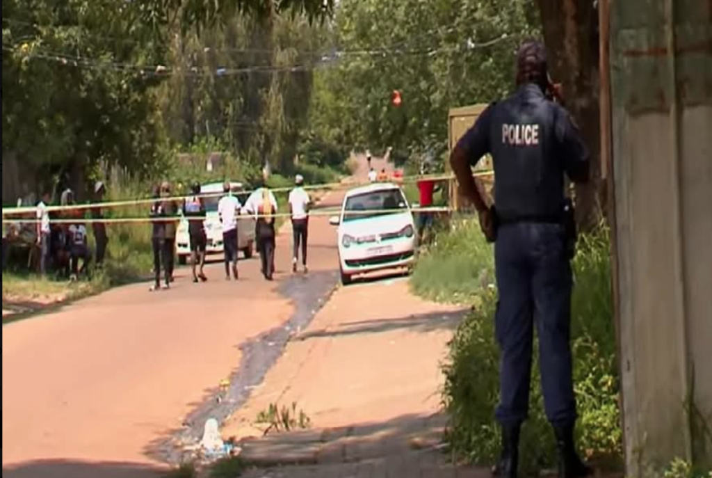 Νότια Αφρική: 11 νεκροί από επίθεση ενόπλων σε ξενοδοχείο – Συνολικά 25 άτομα δέχθηκαν πυρά