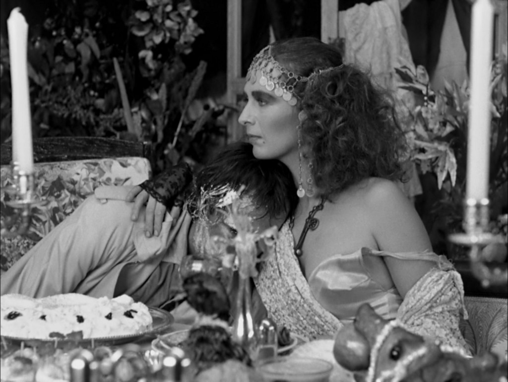 SINGAPORE SLING: Παρουσίαση του βιβλίου και προβολή της ταινίας του Ν. Νικολαΐδη στην Ταινιοθήκη της Ελλάδας