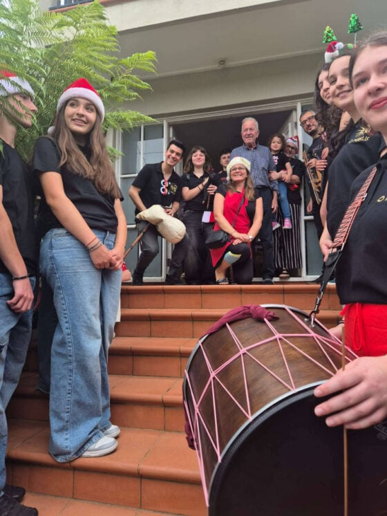 Χριστουγεννιάτικες μελωδίες στις γειτονιές της Μελβούρνης από τον Ελληνικό Πολιτιστικό Σύλλογο «Ο Περικλής»
