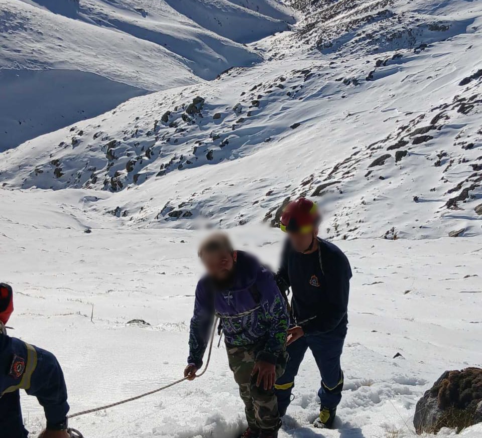 Ταΰγετος: Πολύωρη επιχείρηση διάσωσης 28χρονου Γάλλου πεζοπόρου που έπεσε σε χαράδρα 200 μέτρων
