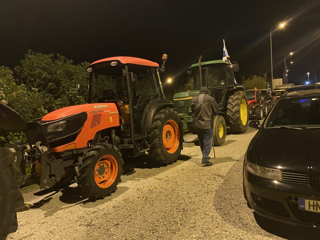 Συνεχίζονται οι αγροτικές κινητοποιήσεις με νέο δίωρο αποκλεισμό στο λιμάνι Ηγουμενίτσας την Κυριακή