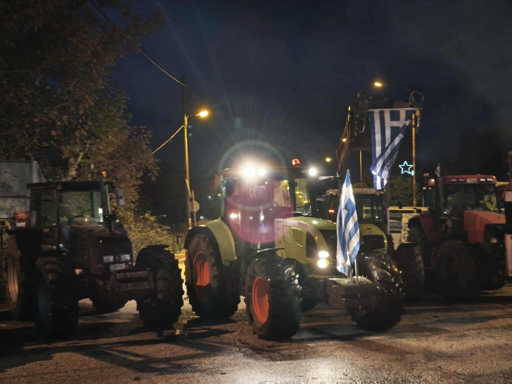 Κλιμακώνονται οι αγροτικές κινητοποιήσεις στην Ήπειρο με νέα μπλόκα την Τετάρτη