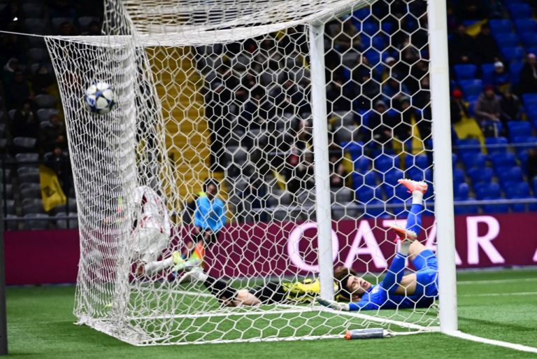 Champions League: Μεγάλο «διπλό» με 1-0 στην Αστάνα ο Ολυμπιακός που διατηρεί τις ελπίδες του για πρόκριση στα νοκ άουτ