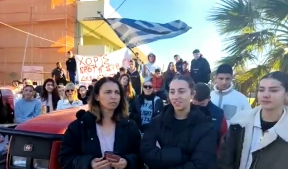 Μαθητές προχωρούν σε καταλήψεις σχολείων για να στηρίξουν τους αγρότες, γονείς τους – Τι λένε στο ΕΡΤnews