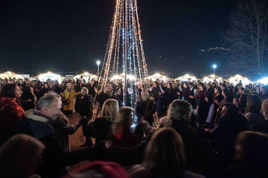 Ιωάννινα σε… εορταστική ατμόσφαιρα