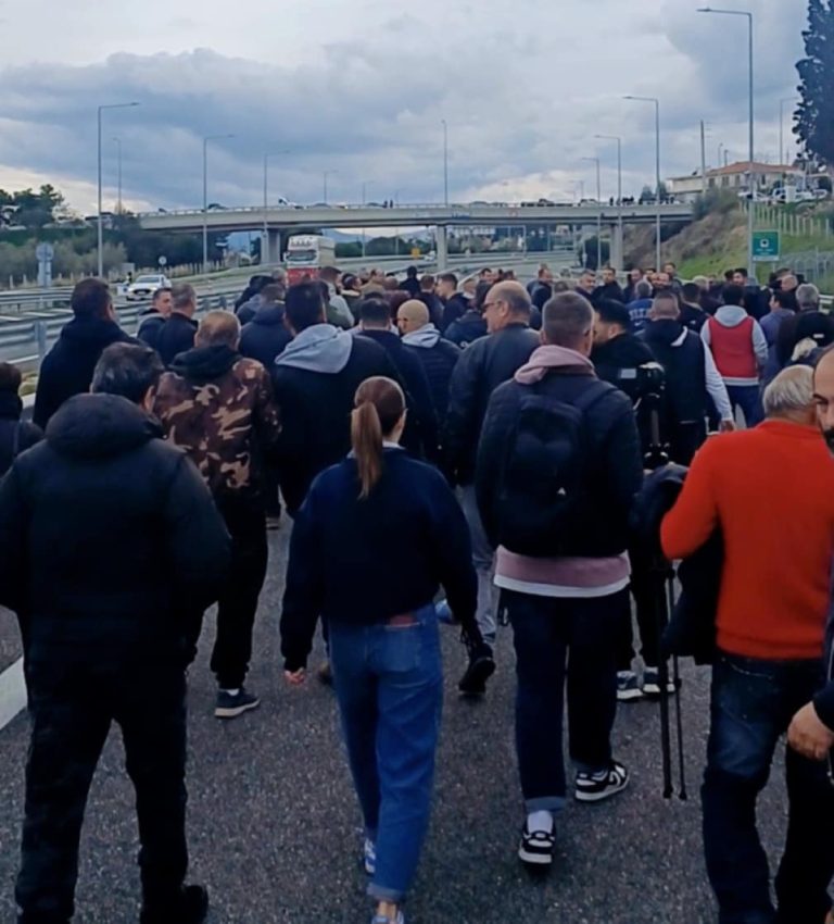 Μπλόκο Κιάτου Κορινθίας : Η κινητοποίηση θα συνεχιστεί