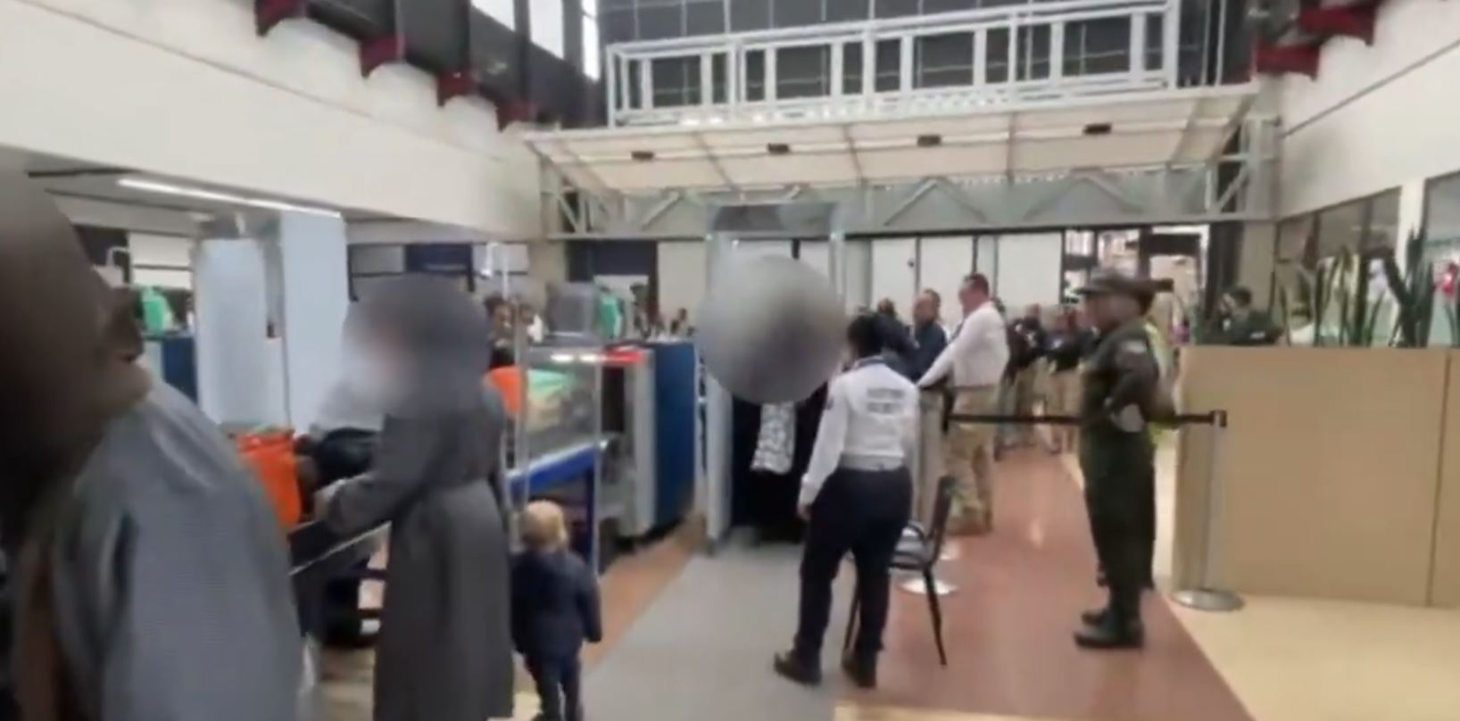 Κολομβία: Απέλαση εννέα μελών της σέκτας Λεβ Ταχόρ προς τις ΗΠΑ – Κατηγορούνται για  κακοποίηση παιδιών