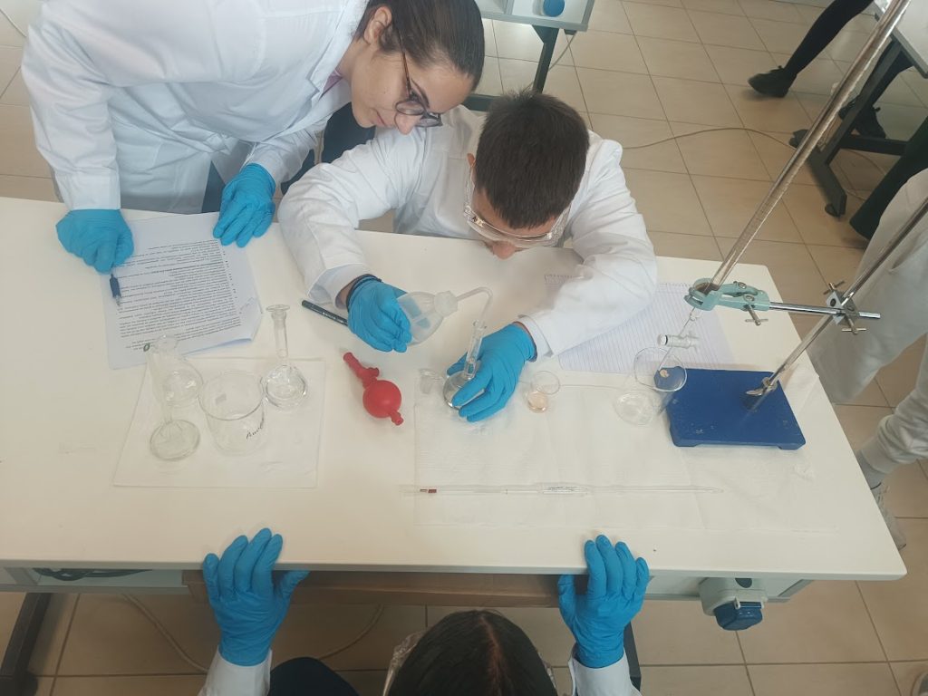 Μαθητές από το 1ο ΓΕΛ Κω, στον πανελλήνιο διαγωνισμό για την Ευρωπαϊκή Ολυμπιάδα Πειραμάτων Επιστημών