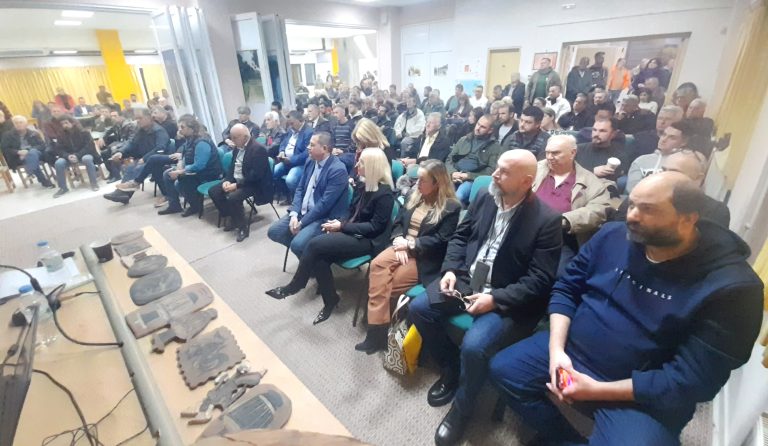 Οι σημαντικές δυνατότητες του ελαιολάδου αναπτύχθηκαν σε Ημερίδα στα Κρέστενα