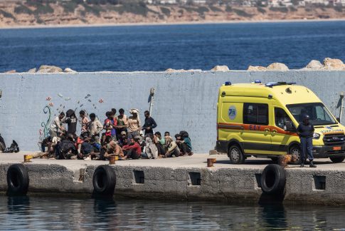 Αλμυρός: Ο Καραγκιόζης «ερμηνεύει» την επιστήμη στο «Καφέ της Επιστήμης»