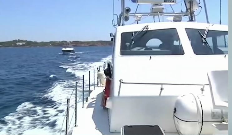 Σε εξέλιξη έρευνα για τον εντοπισμό ενός ανήλικου μετά από ναυάγιο ανοιχτά της Κρήτης – 13 μετανάστες διασώθηκαν στο Φαρμακονήσι