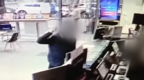 “Χτυπούσε” λίγες ώρες πριν ξημερώσει – 45χρονος διαρρήκτης ρήμαξε σπίτια στην Καλαμάτα