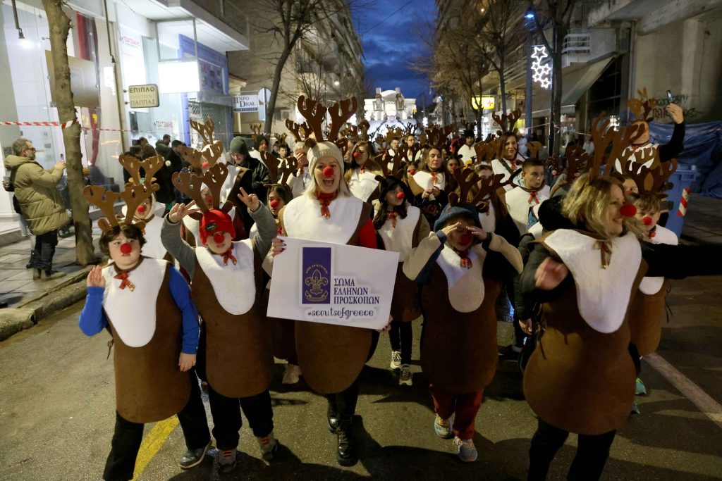 Λάρισα: Αντίστροφη μέτρηση για τη Χριστουγεννιάτικη παρέλαση
