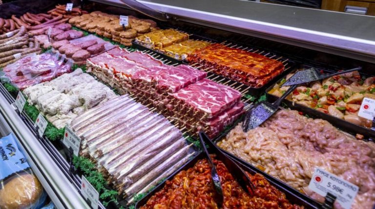 Κλειστά τα κρεοπωλεία και στα Χανιά την ερχόμενη Κυριακή – Συμπαράσταση στον αγώνα αγροτών και κτηνοτρόφων