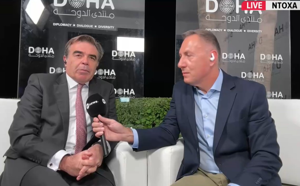 Μ. Σχοινάς στο ΕΡΤnews: Το εδαφικό και οι εγγυήσεις ασφαλείας θα κρίνουν το ζήτημα της Ουκρανίας» – Η Ευρώπη κράτησε όρθιο τον Ζελένσκι