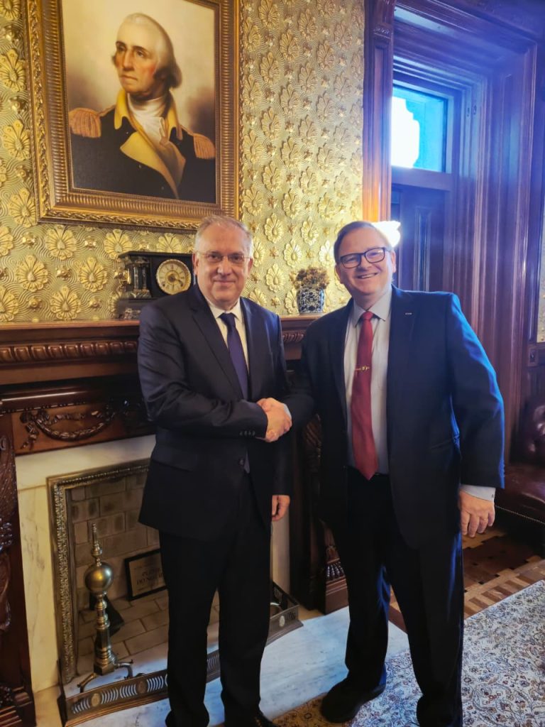 Τ. Θεοδωρικάκος: Νέες αμερικανικές επενδύσεις στην χώρα μας – Η Ελλάδα αναπτύσσεται ως διαμετακομιστικός κόμβος