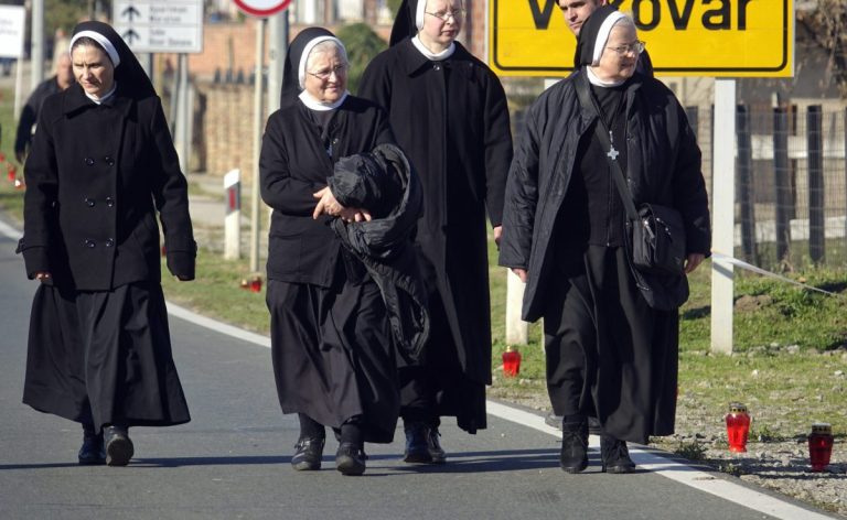 Κροατία: Δίωξη σε μοναχή που μαχαίρωσε τον εαυτό της – Είχε καταγγείλει ότι της επιτέθηκαν