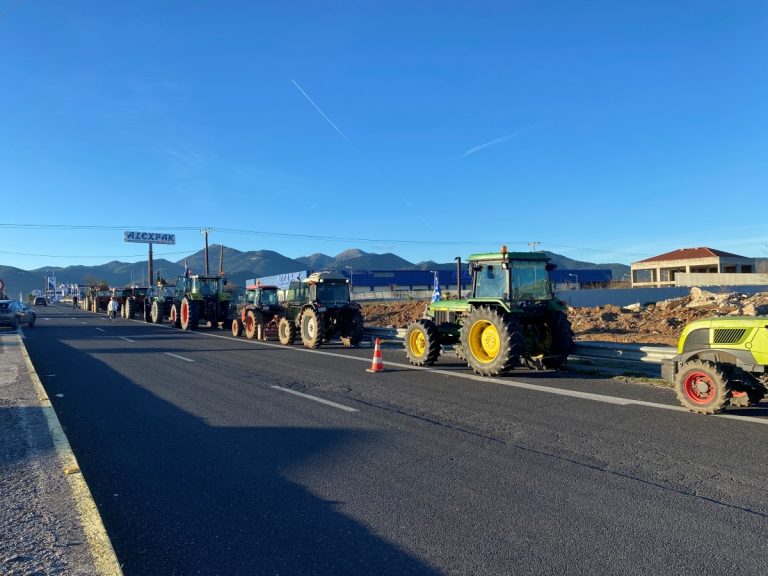 Συγκέντρωση αγροτών στην κεντρική πλατεία του Άργους