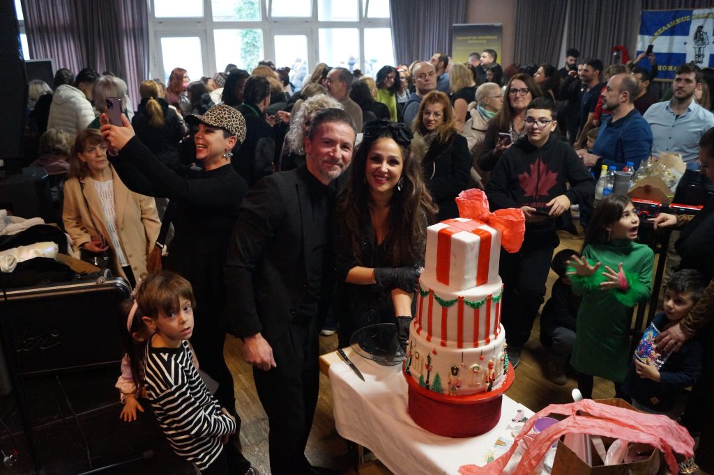 Δεκάδες ομογενείς στην εκδήλωση της 11ης Δράσης Αλληλεγγύης των συλλόγων του Μονάχου (audio)