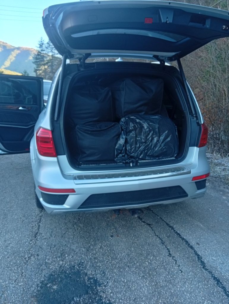 Κατάσχεση 215 κιλών κάνναβης στα Ιωάννινα – Στο αυτοκίνητο και παιδί δυόμισι ετών