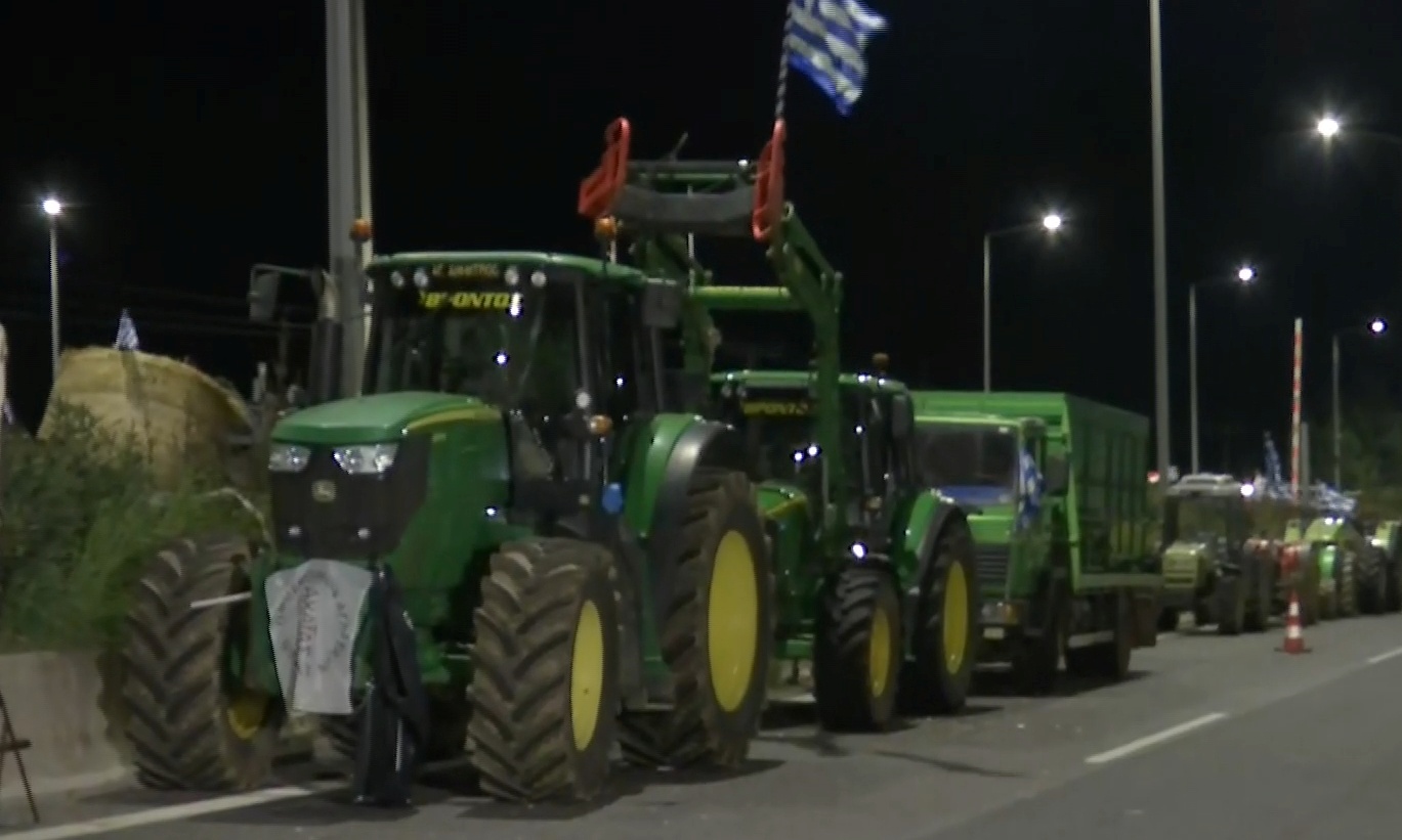 Πάτρα: Την διέλευση μόνο των ΙΧ θέλουν να επιτρέψουν οι αγρότες από την Περιμετρική – Προβληματισμός από την ΕΛΑΣ
