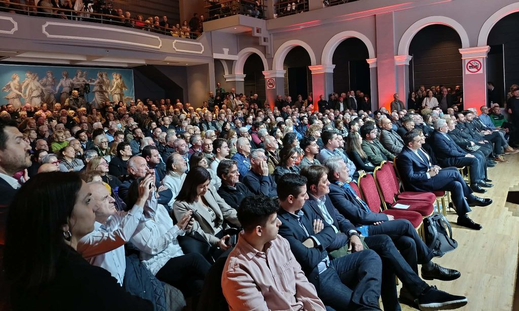 Eκδήλωση για την παρουσίαση του βιβλίου του Αλέξη Τσίπρα στην Πάτρα