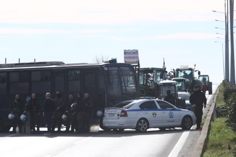 Ικανοποιητική η κίνηση στην αγορά του Βόλου έως και την Κυριακή – Στο προσκήνιο το διαδίκτυο και οι προκλήσεις