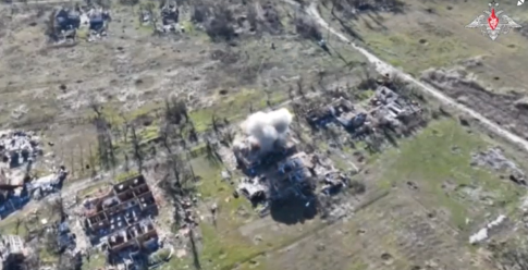 Μ. Χρυσοχοΐδης: Εγκατάσταση αστυνομικών στους καταυλισμούς των Ρομά – «Η ανοχή θα πάρει τέλος»