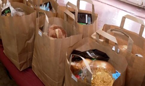 Αγιοβασιλίτσες κι Αγιοβασίληδες διέσχισαν με μοτοσικλέτες το κέντρο της Θεσσαλονίκης