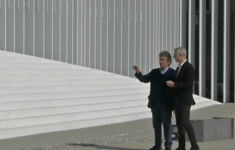 Με κλεμμένο όχημα συνελήφθη 25χρονος τράπερ στη Γλυφάδα – Προ ημερών τού είχε αφαιρεθεί η ηλεκτρονική επιτήρηση