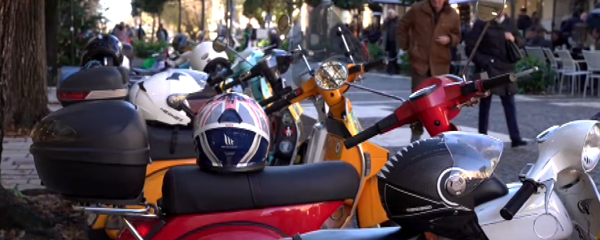 Κέρκυρα: Χριστουγεννιάτικο μπαζάρ από τον σύλλογο βέσπας