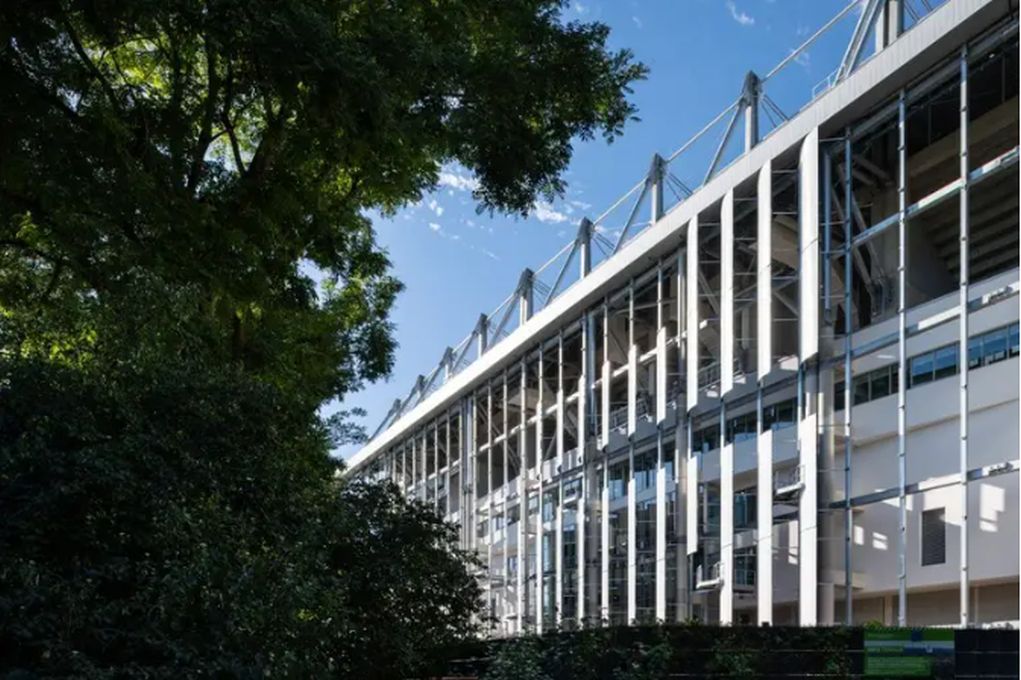 Πρωτοφανής ιδέα από την Στρασμπούρ: Ανακαινίζει το 111 ετών γήπεδό της με εξαρτήματα αεροπλάνων!