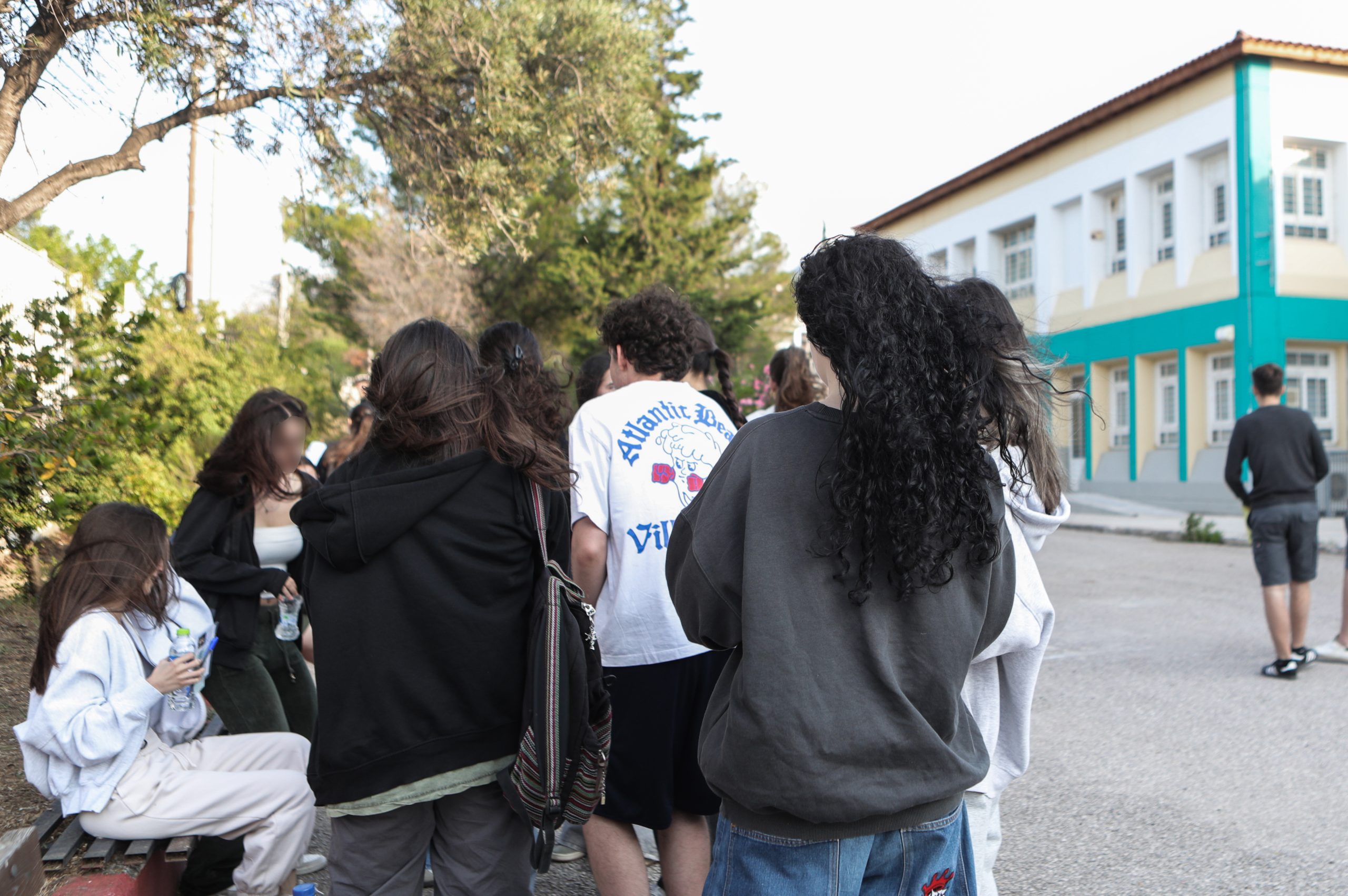 Σοβαρό επεισόδιο με μαχαίρωμα μεταξύ μαθητριών σε σχολείο στην Κυψέλη – Τραυματίστηκε 14χρονη