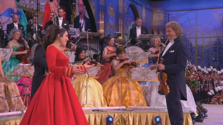 Τα ελληνικά κάλαντα ταξίδεψαν σε συναυλία του Αντρέ Ριέ στην Ολλανδία