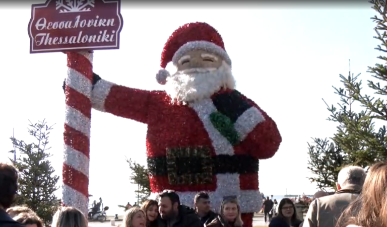 Σε εορταστικούς ρυθμούς η αγορά της Θεσσαλονίκης