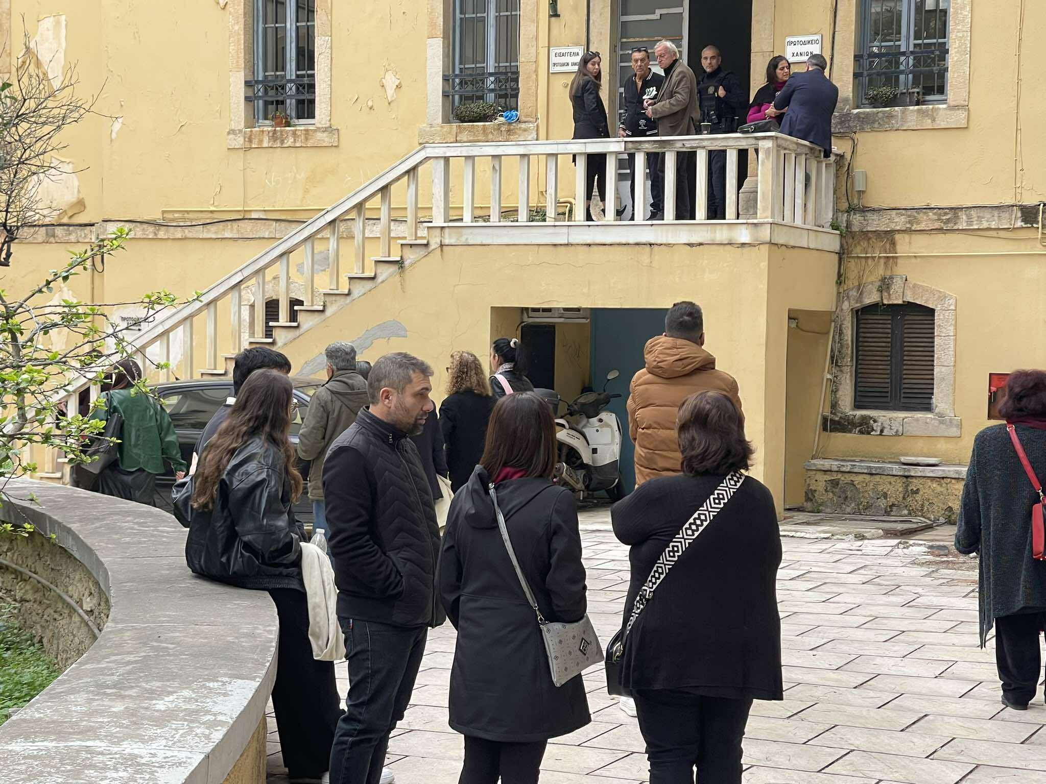 Χανιά: Στις 21 Ιανουαρίου 2026 θα συνεχιστεί η δίκη για το τροχαίο με θύμα τον 22χρονο Π. Καρατζή – Παρατείνεται η κράτηση του οδηγού