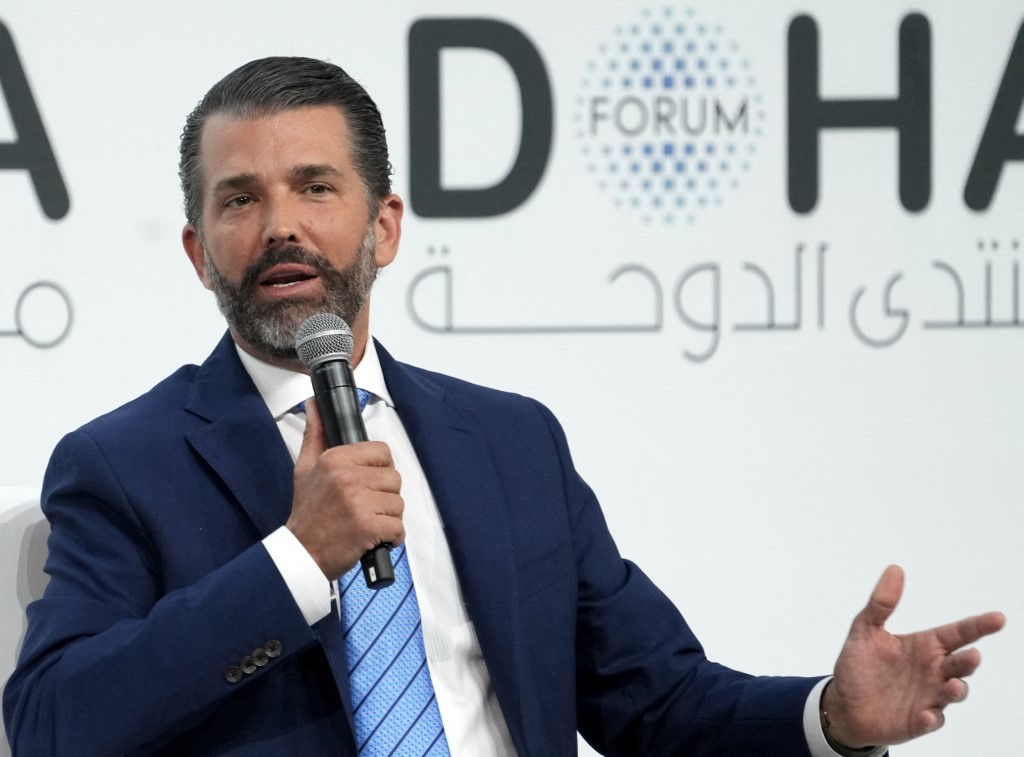 Τραμπ Τζούνιορ: «Ο πατέρας μου ίσως αποχωρήσει από την ειρηνευτική διαδικασία στον πόλεμο Ρωσίας – Ουκρανίας»