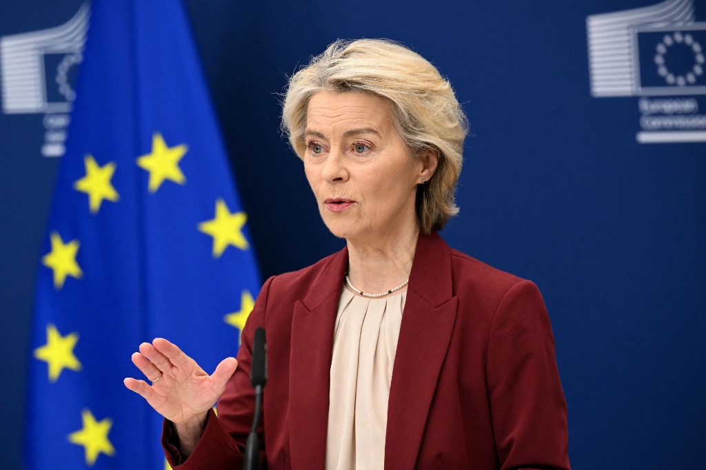 Σκληραίνει η γραμμή της ΕΕ στη διακίνηση μεταναστών – Το μήνυμα φον ντερ Λάιεν από τις Βρυξέλλες