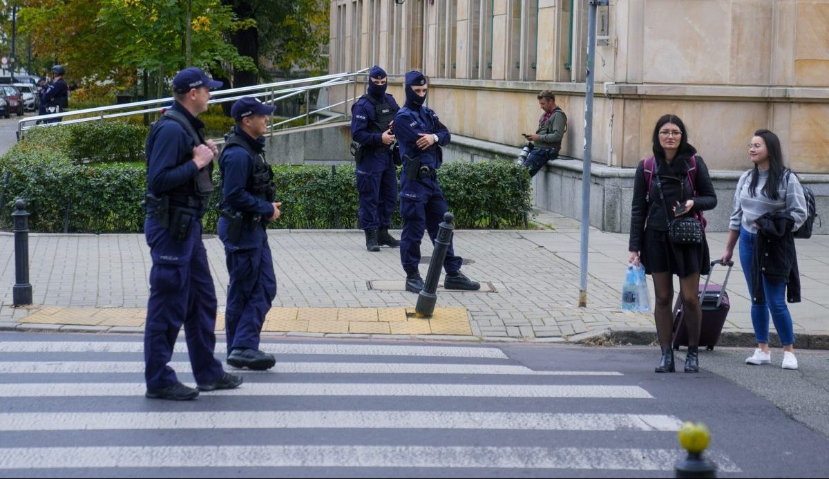 Πολωνία: Τρεις Ουκρανοί προφυλακίστηκαν, κατηγορούμενοι για ηλεκτρονική πειρατεία